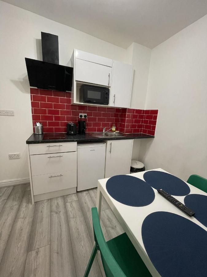 Comfortable - Cosy - Budget Studios In City Center London Luaran gambar